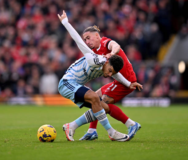 让狼队门将 让狼队门将