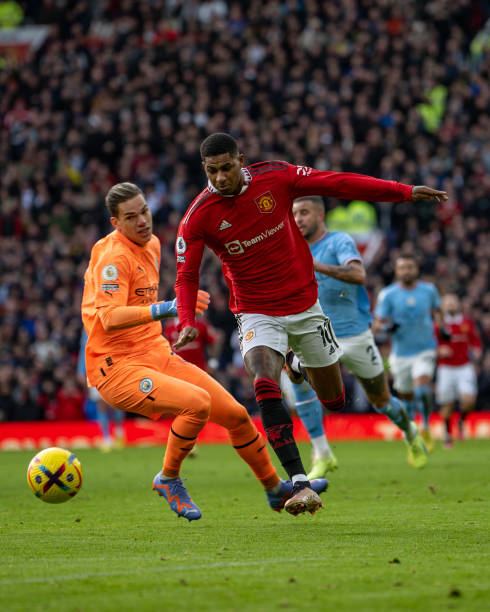 场上崭露头 场上崭露头